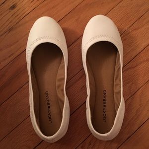EUC Lucky Brand Emmie White Ballet Flats